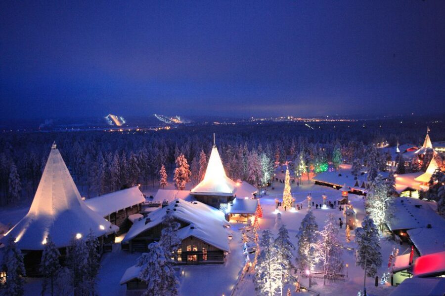 Rovaniemi: Santa Claus Village Visit with Hotel Pickup - Who Is This Tour Best For?