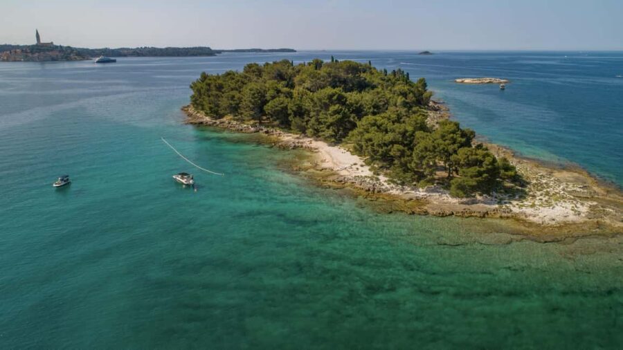 Rovinj: Luxury Island Hopping with Swimming & Snorkeling