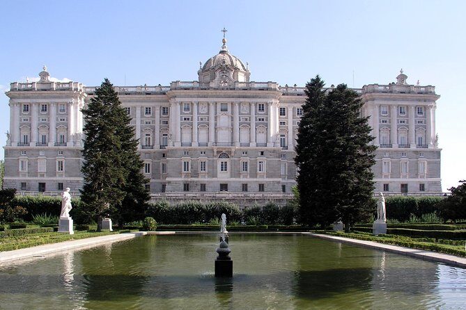 Royal Palace and Madrid Walking Tour Small Group with Tickets - Detailed Itinerary Breakdown