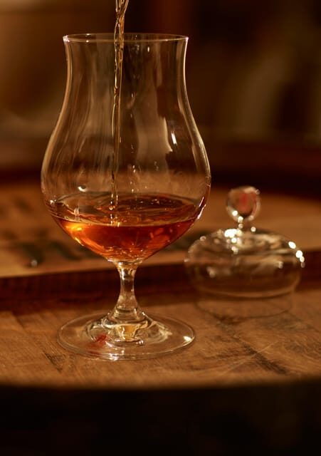 Rüdesheim: Guided tour of the Asbach Visitor Center & tasting - Practical Details and Tips