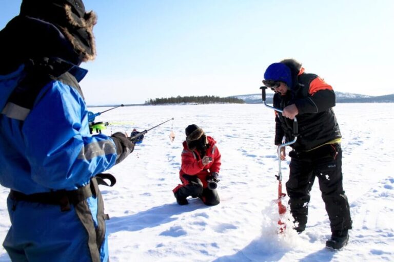 Saariselkä: Ice Fishing Tour to Lake Inari, reindeers& lunch - Practical Details to Keep in Mind