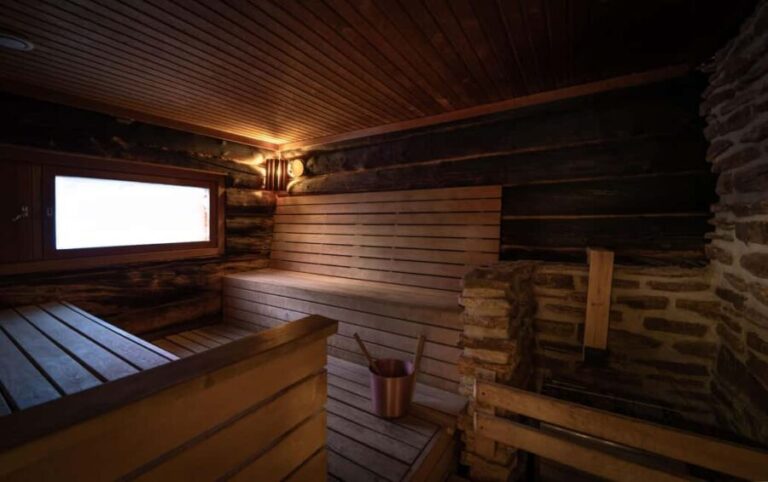 Saariselkä: Kuukkeli Saunaworld (Smoke Sauna) - The Itinerary Breakdown