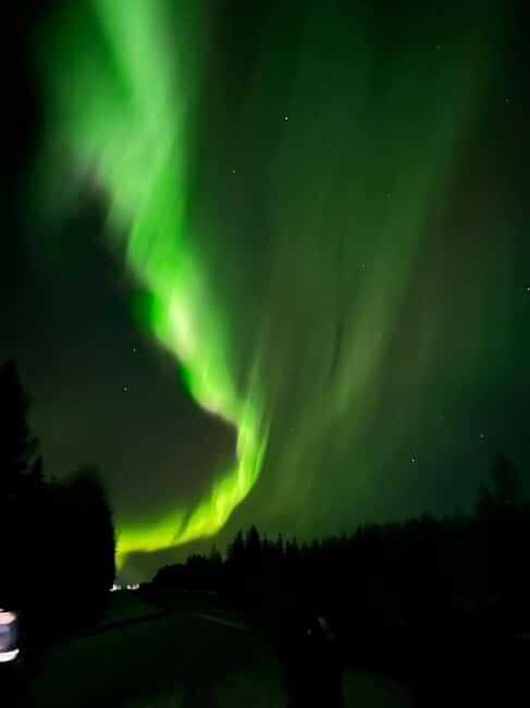 Saariselkä: Private Photo Northern Lights Tour - The Photos: Cherished Memories
