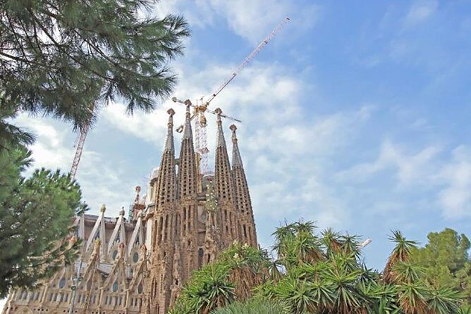 Sagrada Familia Admission Ticket with Audioguide - Who Should Consider This Tour?