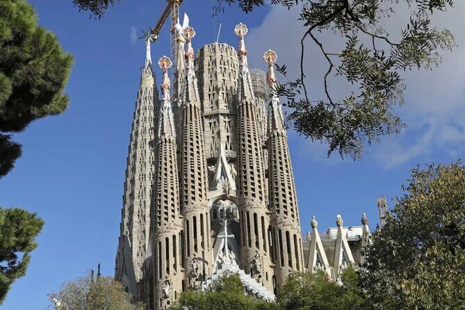 Sagrada Familia Private Tour with Skip-the-Line Ticket - What People Love About This Tour