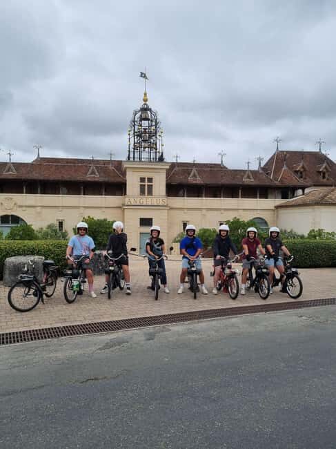 Saint-Émilion: Vintage moped ride - The Value of the Experience