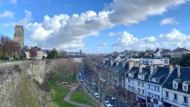 Saint-Lô: Visit the Capital of Ruins and its Reconstruction - What Makes the Tour Special