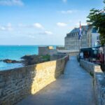 Saint-Malo Walking Tour - The Walled City in 2 Hours - What You Can Expect