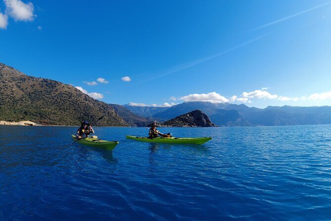 Saint Nicholas Island Sea Kayaking Tour - The Experience on the Water