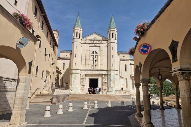 Saint Rita of Cascia and Her birthplace Roccaporena Private Tour from Rome - What Reviewers Say