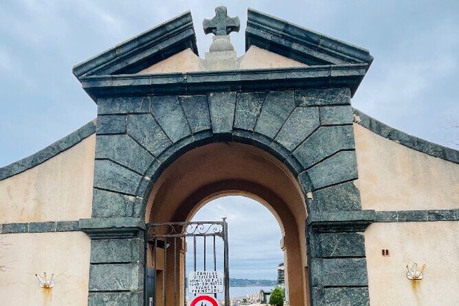 Saint-Tropez Scavenger Hunt and Sights Self-Guided Tour - The Places You’ll Likely Visit