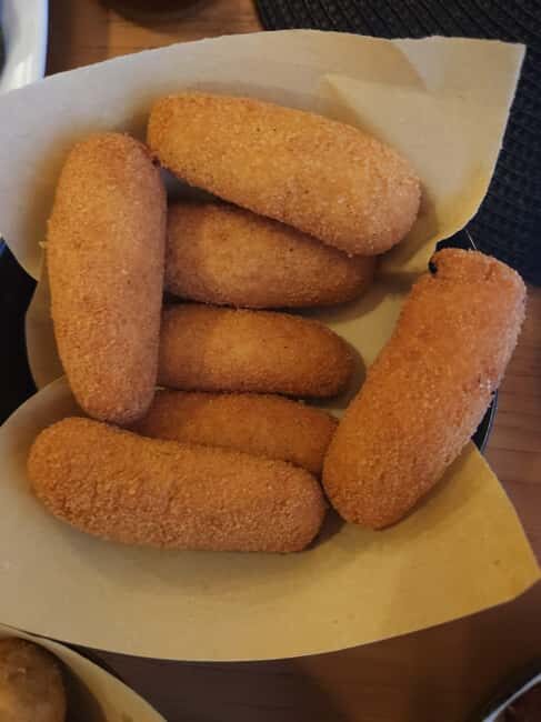 Salento Tasting: Local Bites, Wine & Traditional Flavors - What You Taste First: Classic Street Food