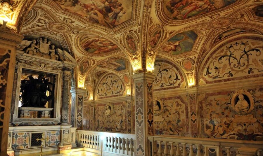 Salerno: Old town Walking Tour with Local Expert Guide - Whats Included and Whats Not