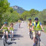 Salou: Bike Tour with Wine Tasting - The Guides and the Experience