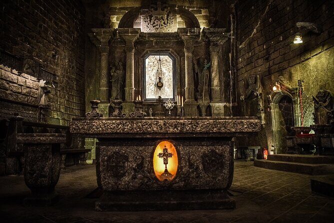 Salt Mine in Wieliczka guided tour with private transfer from Krakow - Who Should Consider This Tour?