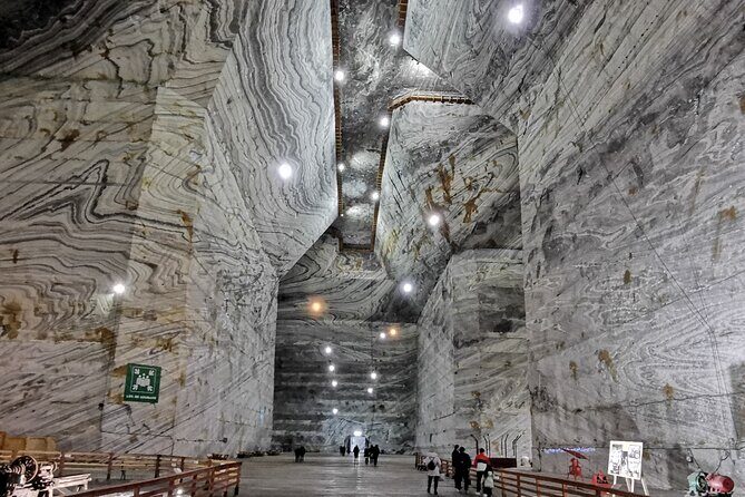 Salt Mine, Lunch at Winery and Dracula Grave - Private Tour - The Itinerary Breakdown
