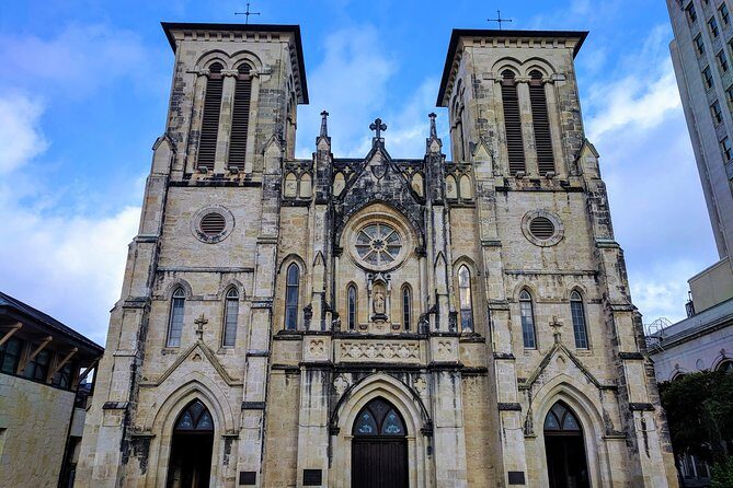 San Antonio Missions Tour with Downtown Hotel Pick Up - FAQ