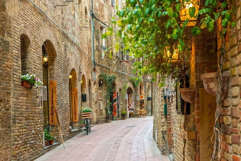 San Gimignano: The Medieval City - The Itinerary in Detail