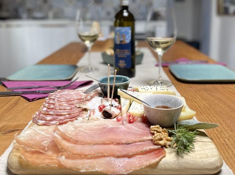 San Gimignano: Vineyard and Cellar Tour with Wine Tasting - What Makes This Tour Stand Out?