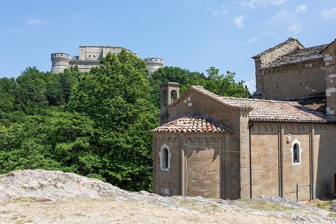 San Leo: Entrance ticket to the fortress and prison of Cagliostro - The Pros and Cons in Detail