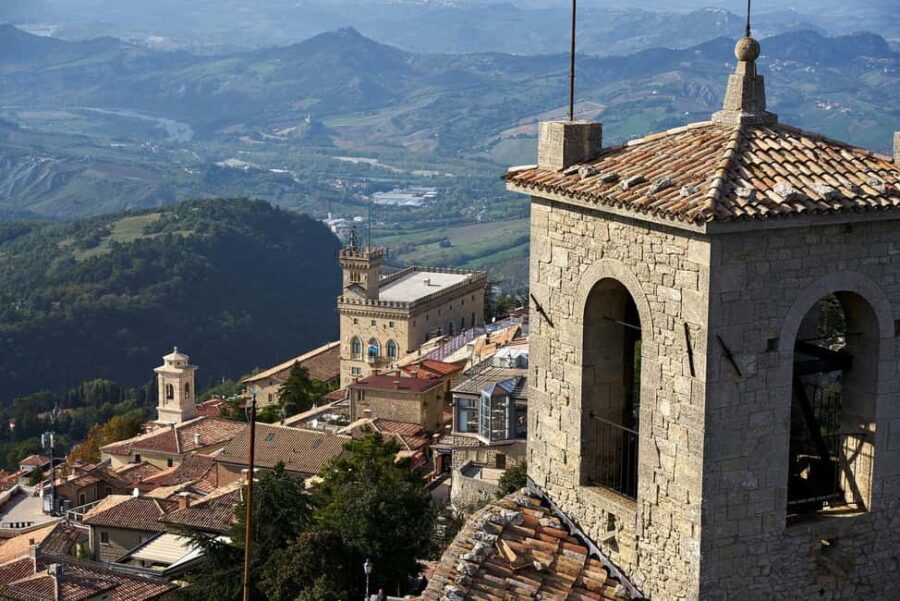 San Marino old town & city tour including 1st & 2nd tower - The Experience in Detail