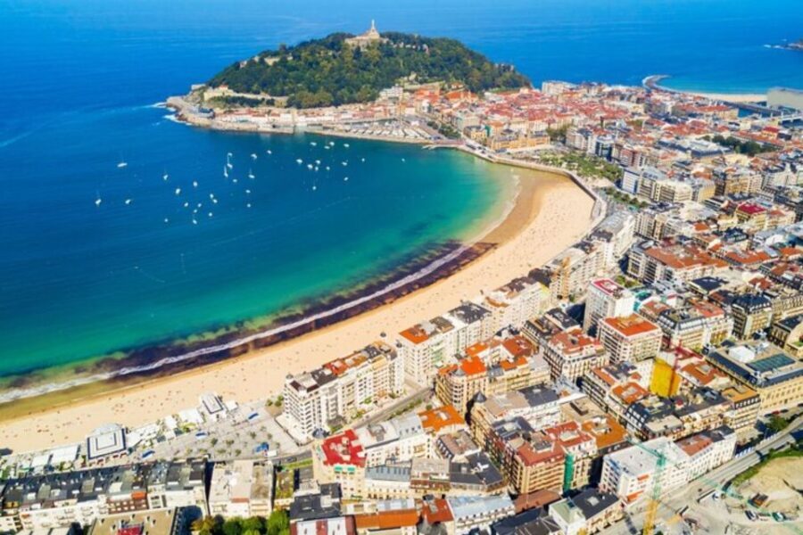San Sebastian: Private custom walking tour with a guide - How the Tour Compares to Other Experiences