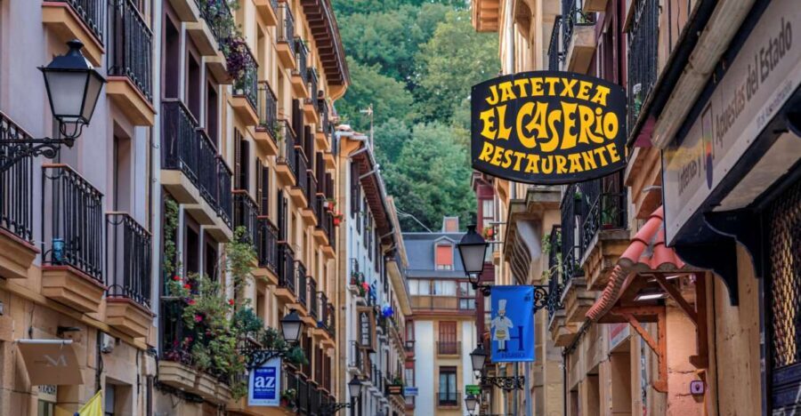 San Sebastian: Private Walking Tour with Pintxo and Drink - The Value of a Private Experience