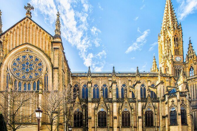 San Sebastian Scavenger Hunt and Highlights Self-Guided Tour - Who Should Consider This Tour?