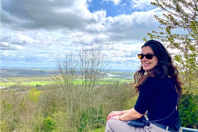 Sancerre Private Wine Tour with 10 Tastings and Lunch from Paris - The Lunch Experience and Scenic Views