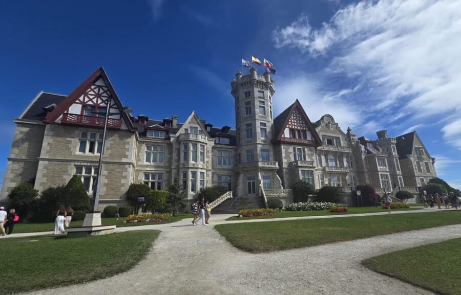 Santander exclusive: Private tour of the peninsula and Magdalena Palace - Who Should Consider This Experience?