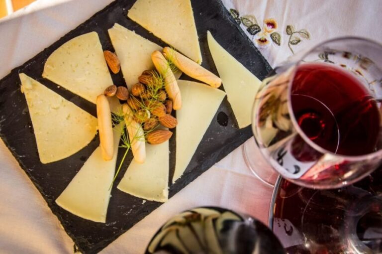 Santiago de Compostela: Cheese and Wine Tasting Experience - How It Fits Into Your Santiago Itinerary