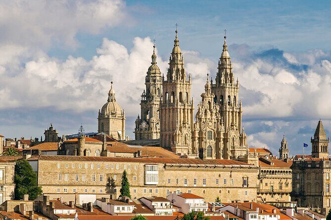 Santiago de Compostela Private Transfer from the city centre to SCQ Airport - The Sum Up