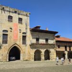 Santillana del Mar: exclusive private tour with Collegiate Church of Santa Juliana - What Makes the Tour Special?