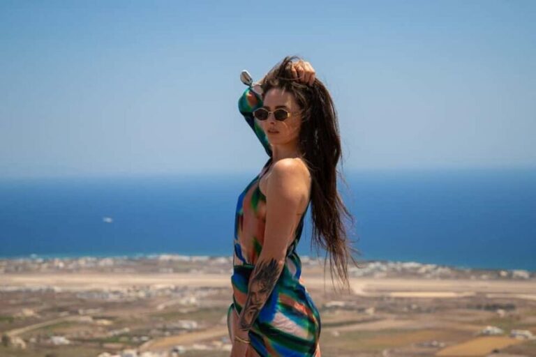 Santorini: 1H Pyrgos Village Cinematic Photoshoot Experience - What the Experience Includes