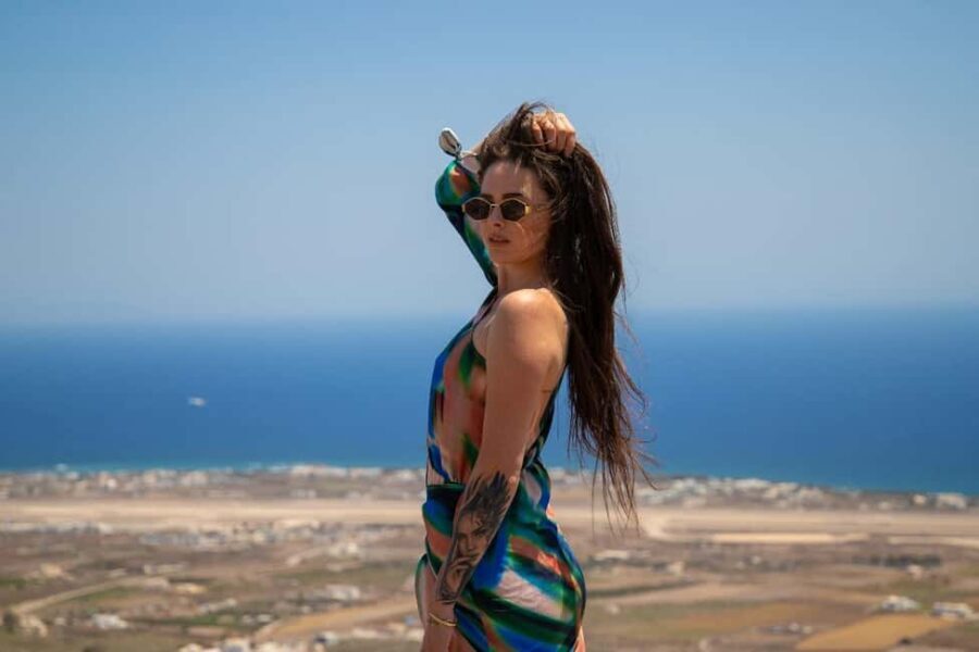 Santorini: 1H Pyrgos Village Cinematic Photoshoot Experience - What the Experience Includes