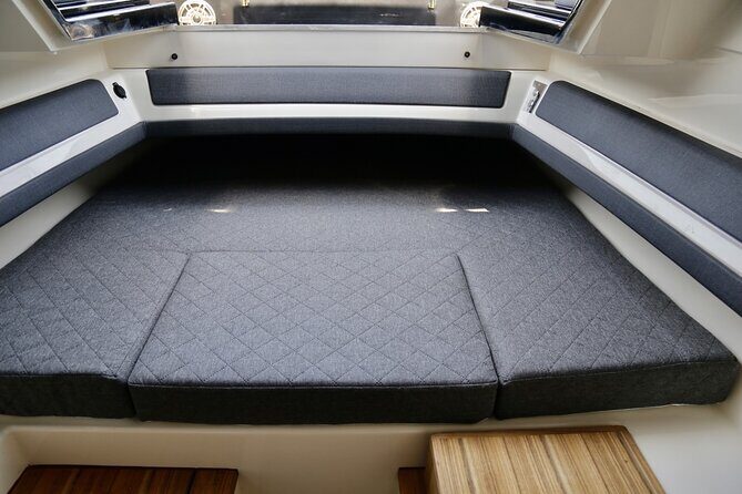 Santorini Caldera: Private Cruise with Speed Boat & Open Bar - Who Would Love This Tour?