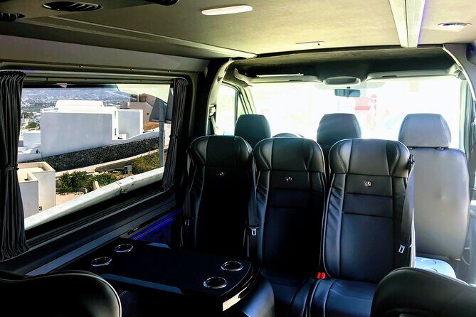 Santorini Half-Day Private Tour - Stop 2: Oia