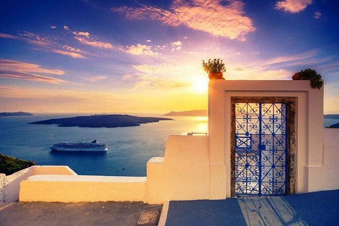Santorini Luxurious Highlights Tour with Dinner - Who Is This Tour Best For?