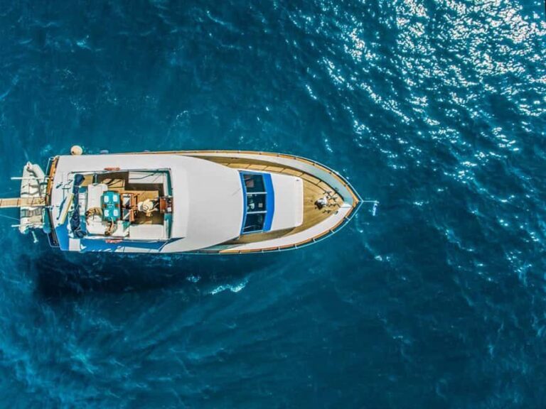 Santorini: Motor Yacht Private Cruise with 5-Course Meal - The Experience in Detail