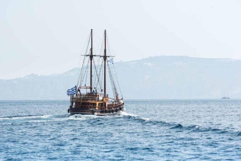 Santorini Port: 3 Hour Cruise to Volcano and Hot Springs - Visiting the Volcano: A Self-Guided Adventure