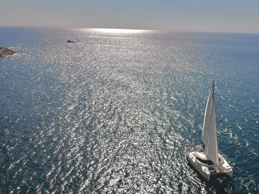 Santorini: Private All-In Catamaran Cruise, with Food|Drinks - Who Is This Tour Best Suited For?