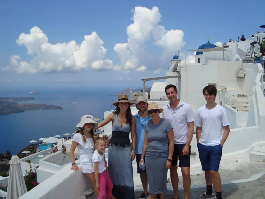 Santorini: Private Day Tour with Guide 6 Hours - The Transport and Group Dynamics