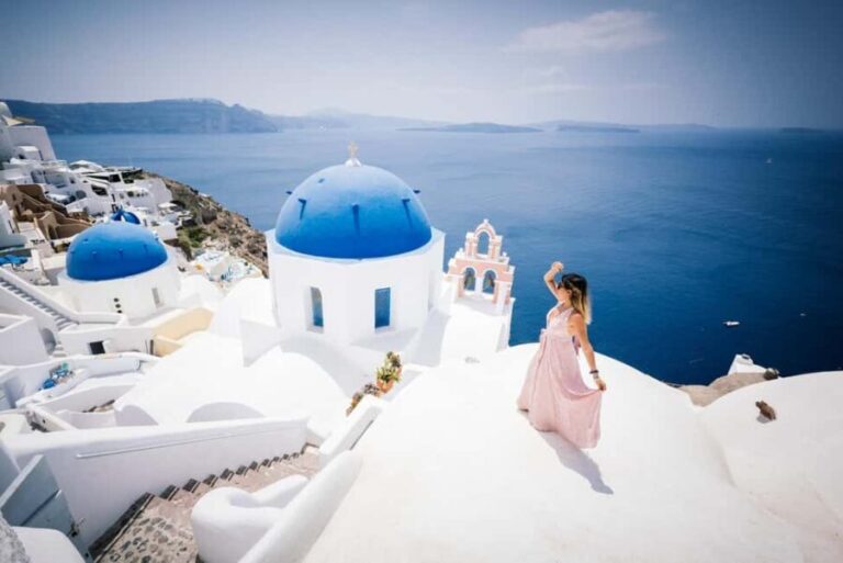 Santorini: Private Photoshoot with Professional Photographer - The Itinerary Breakdown