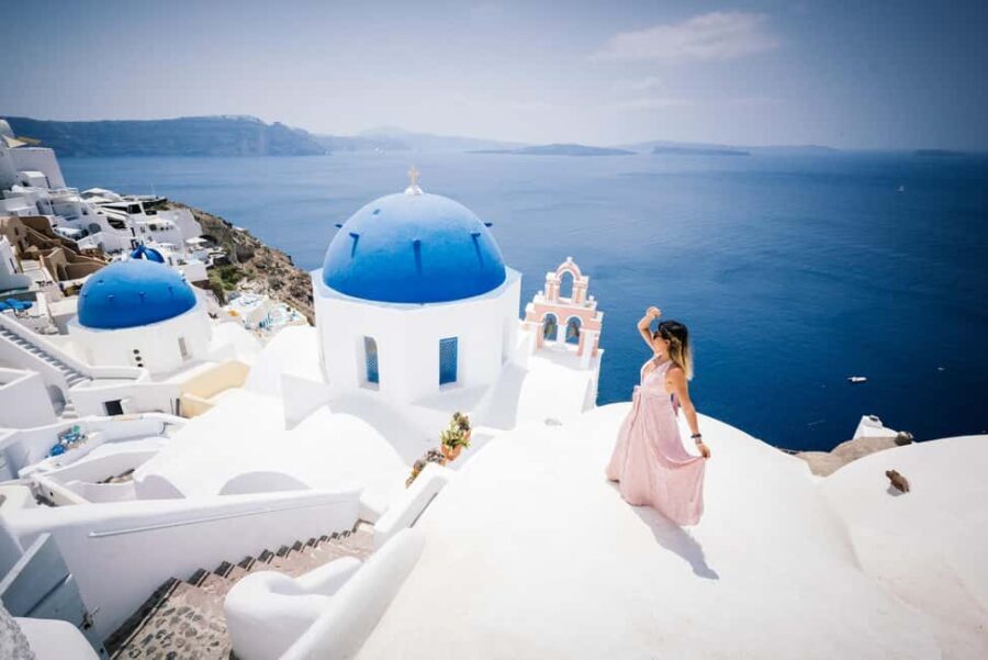 Santorini: Private Photoshoot with Professional Photographer - The Itinerary Breakdown