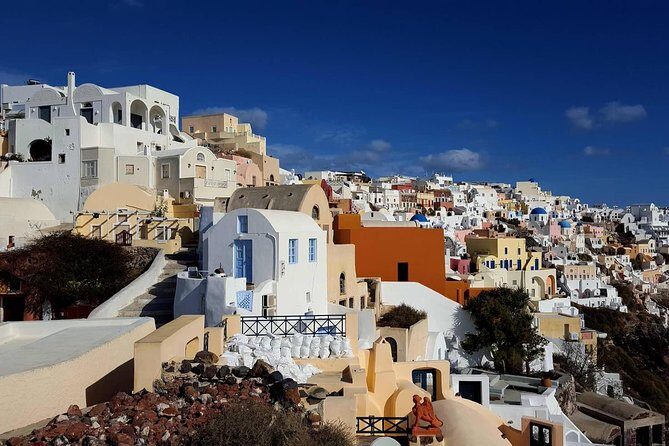 Santorini Private Romantic Tour with Dinner & Wine Tasting - Who is This Tour Best For?