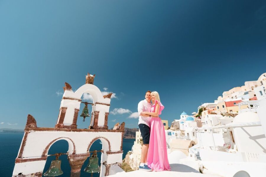 Santorini: Private Shore Excursion to Oia & Black Beach - How the Tour Works in Practice