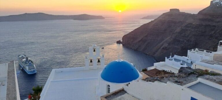 Santorini: Private Tour in Spanish with Local Guide - Transportation, Duration, and Comfort