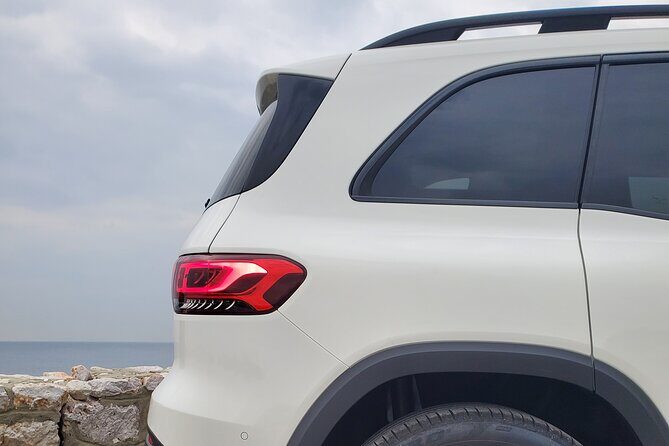 Santorini: Private Transfer from Airport/Port - The Price and Its Value