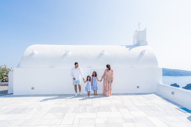 Santorini Vacation Photoshoot - Why Travelers Love It: Insights from Reviews