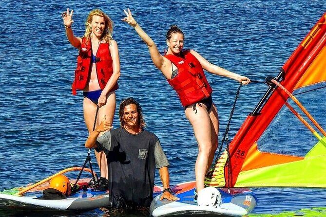 Santorini Windsurfing lessons - Equipment and Facilities